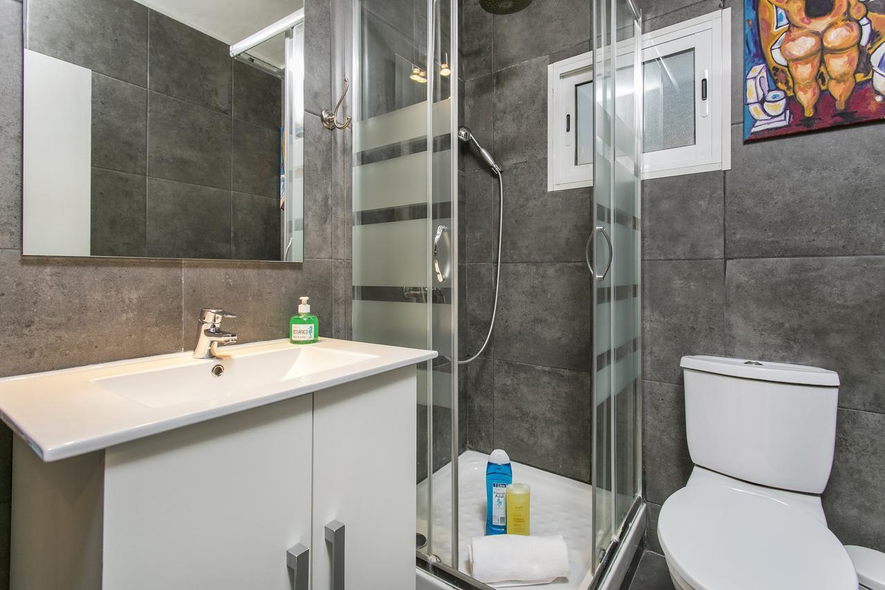 Apartamento Baba L'Hospitalet de Llobregat Exterior foto